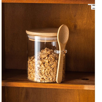 Organisateur de rangement de cuisine au design moderne, bocaux en verre avec couvercles en bambou, récipients à épices et à café pour le stockage des aliments