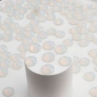 Perles de strass à coudre en opale blanche nacrée de 6 mm avec trou central en résine époxy pour breloques papillon et fournitures de bijoux