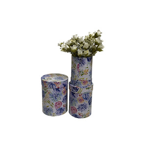 Caja de Regalo Redonda con Diseño Rural de Tres Piezas, Caja para Flores Tipo Cubo - Product Image 3