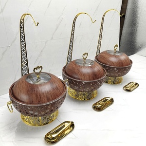 Nouveau design <span class=keywords><strong>de</strong></span> luxe, réchaud <span class=keywords><strong>de</strong></span> <span class=keywords><strong>service</strong></span> en <span class=keywords><strong>bois</strong></span> et acier inoxydable doré avec couvercle suspendu pour mariages et réceptions - Product Image 2