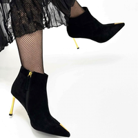 Bottines à talon fin doré de 8 cm, personnalisées, en daim, à bout pointu, pour occasions formelles