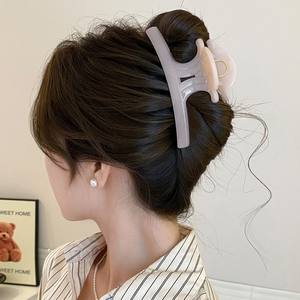 Elegante Pinza de Pelo Grande de 13 cm Estilo Coreano para Mujer, Diseño de Leopardo y Tiburón, Accesorios para el Cabello de Resina Acrílica, Material PC Dulce - Product Image 3