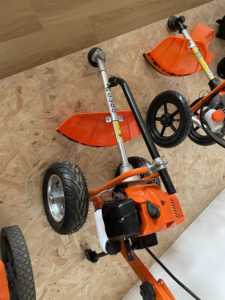 HAND PUSH 2 temps moteur <span class=keywords><strong>tondeuse</strong></span> à gazon <span class=keywords><strong>tracteur</strong></span> avec couteaux lame en métal tête de coupe coupe herbe découpeuse 42.7cc <span class=keywords><strong>débroussailleuse</strong></span> - Product Image 3