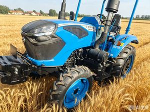 Tracteur agricole 4x4 Zhongnong Boding BD504 50 CV, moteur Tier 3, boîte de vitesses 12+12, équipement agricole durable pour terres sèches et humides - Product Image 2