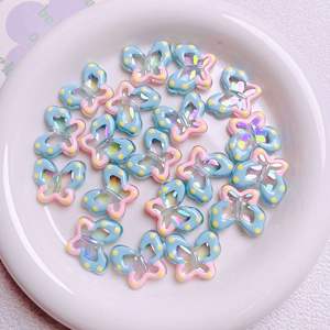 Nouveauté perles de papillon peintes à la main en vrac, accessoires Lucite en plastique acrylique mignon coloré pour chaînes de téléphone portable DIY - Product Image 4