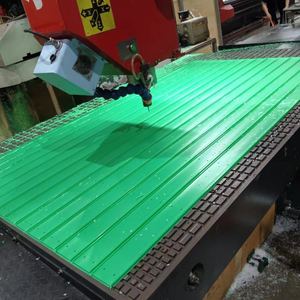شريط مقاوم للتآكل من البولي إيثيلين فائق الوزن الجزيئي UHMWPE، أسود/أخضر/أبيض، قابل للتخصيص في اللون والصلابة - Product Image 4