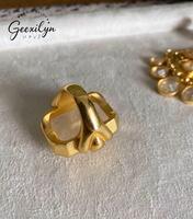 Fabrication Professionnelle – Meilleures Ventes : Index Géométrique Carré Vintage Français avec Sertissage en Cristal, Plaqué Platine/Or 18K