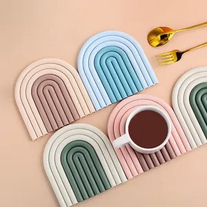 S030 Silicone Removable Rainbow Coasters Insulation Pads Cup Mat Plate Non Slip Placemat Home Decor Kitchen Accessories