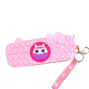 Estuche de Silicona Hengyao con Diseño de Burbujas Popit, Portalápices con Forma de Oruga, Bolsa con Cierre para Bolígrafos - Product Image 2