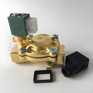 Vanne solénoïde à 2 voies Asco 210 Série 8210 à commande électrique pour usage industriel - Product Image 1