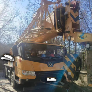 Grue sur camion d'occasion XCM-G 25 tonnes QY25K5C-2 de 2020, flèche à 5 sections (longueur 40 m), boîte de vitesses et moteur inclus, sans renfort de soudure, quatre roues motrices - Product Image 1