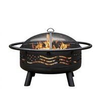 Brasero à bois en métal avec drapeau américain, revêtement résistant à la chaleur haute température de 32 pouces |   Comprend une pioche à brasero avec couvercle en maille pour
