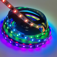 Bande LED programmable flexible à pixels RGBWC pour projets de décoration architecturale d'hôtels et de centres commerciaux