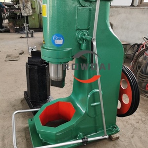 Martillo de forja de potencia de herrería a la venta autónomo con componente de núcleo de motor, a la venta - Product Image 1