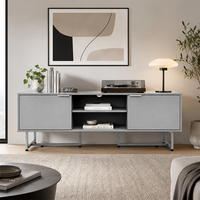 Meuble TV minimaliste avec rangement, console de divertissement moderne avec étagères et armoires ouvertes