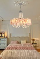 Lustre de salon en verre rose de Murano français, style luxe vintage, romantique et chaleureux, lampe de chambre principale avec perles