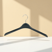 Pant Hangers Retail Stores Ideale Outfits Fashion Showcases Premium Hanger Set für Kleidung zeigt Kleidungs stücke