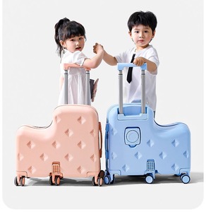 <span class=keywords><strong>Valigia</strong></span> Cavalcabile per <span class=keywords><strong>Bambini</strong></span> 20 Pollici, Bagaglio <span class=keywords><strong>con</strong></span> Sedile 2-in-1, Passeggino per <span class=keywords><strong>Bambini</strong></span>, Trolley da Viaggio per Studenti, Scatola Giocattolo da Imbarco - Product Image 1
