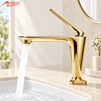 Robinet de lavabo cascade moderne de luxe contemporain en laiton poli avec mitigeur de salle de bain en céramique à débit contrôlé pour montage sur plan à trou unique