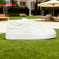 Des designers professionnels conçoivent des baskets à semelles épaisses gratuitement, chaussures décontractées pour hommes en cuir véritable respirant sur mesure