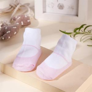 Chaussettes pour nouveau-nés printemps 2026 pour bébé de 0 à <span class=keywords><strong>12</strong></span> <span class=keywords><strong>mois</strong></span>, chaussettes antidérapantes pour tout-petits, chaussures douces pour bébé, chaussettes blanches pour bébé - Product Image 4