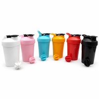 Shaker à protéines coloré sans BPA de 700 ml avec logo personnalisé pour la gym et l'extérieur, mélangeur d'eau à boire directement pour la rentrée scolaire