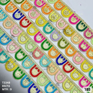 Garniture de bordure dorée de créateur de dentelle de broderie florale de fil multicolore de qualité supérieure sur mesure pour la mode de mariage et de couture - Product Image 2