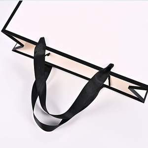 Baoren Custom Paper Bag with Debossed Logo Luxury Paper Bag for <b>Clothes</b> and Shoes with Rope Handle - Product Image 2