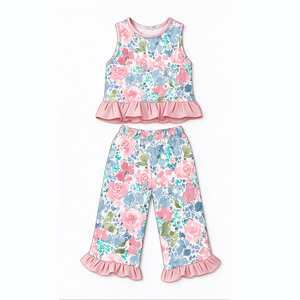 Conjunto de 2 piezas de seda de leche para niñas, top sin mangas con volantes + pantalones acampanados con estampado floral, conjunto de verano para niños pequeños - Product Image 4
