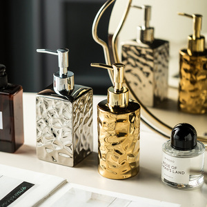 Elegantes Dispensadores <span class=keywords><strong>de</strong></span> Cerámica Cilíndricos Dorados/Plateados, 5 Piezas en Stock para Hoteles, Clubes, Botellas <span class=keywords><strong>de</strong></span> Champú, Gel <span class=keywords><strong>de</strong></span> Ducha, Jabón <span class=keywords><strong>de</strong></span> Manos - Product Image 5