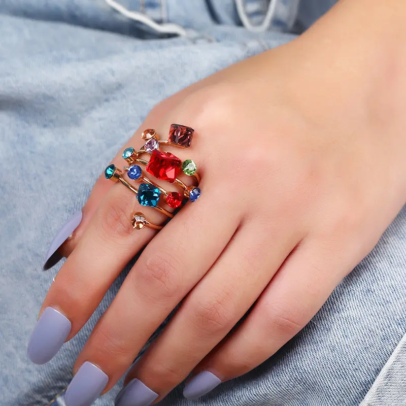 트렌디 한 다채로운 크리스탈 보석 금속 합금 반지 과장된 대형 봄 반지 여성 도매
