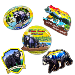 Fabbrica all'ingrosso Logo personalizzato animale globo <span class=keywords><strong>d</strong></span>'acqua grandi montagne fumose resina <span class=keywords><strong>orso</strong></span> nero globo di neve - Product Image 2