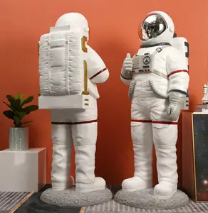 1.7M High Big Size Sculpture Shop Window Show Piece European Resin Life Size Praising Astronaut Sculpture