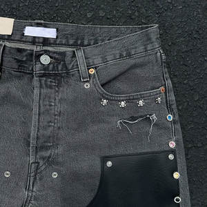 Maßgefertigte Distressed-Jeans Verziert mit Strass-Ketten im Retro-Chic Streetstyle Erhältlich in Verschiedenen Größen Herren-Jeans - Product Image 3