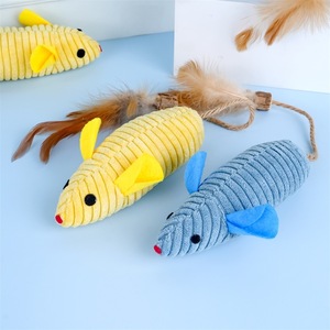 Ingrosso Topo Giocattolo Interattivo per Gatti con Erba Gatta, in Legno, con Piuma e Peluche, <span class=keywords><strong>2</strong></span> Colori - Product Image 2