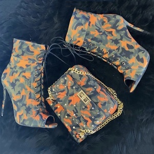 Botines de tacón alto para mujer, talla grande 43, camuflaje, punta abierta, tacón fino, con cordones delanteros, zapatos de vestir con bolsos - Product Image 6