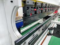 Prensa de freno CNC automática SPS de 130T, placa de Metal de 4000mm con programación 2D y simulación 3D para acero al carbono y aluminio