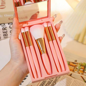 5 pièces cheveux synthétiques doux végétaliens avec miroir taille de voyage en gros marque privée Logo personnalisé ensemble de pinceaux de maquillage - Product Image 4