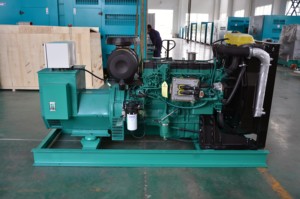 250 кВА дизельный генератор 200 кВт дизельный генератор с двигателем Volvo Penta TAD841GE и генератором Stamford - Product Image 3
