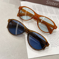 Nouvelle Collection : Lunettes de Soleil Designer Femme, Style Oeil de Chat Tendance, Ovales, Rivets, Style Jeune, Y2K, Gafas