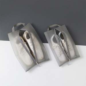 Sac à chaussures personnalisé avec logo imprimé, fermeture éclair, poignée, rangement de voyage, cubes d'emballage en nylon, polyester pour l'organisation des chaussures - Product Image 2