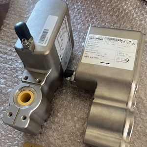 เครื่องวัดการไหลแบบแม่เหล็กไฟฟ้า Krohne Batchflux 5500 C DN15 สำหรับการวัดน้ำ - Product Image 2