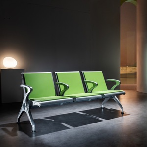 Silla de Espera Jianyi de 3 Plazas con Estructura de Aluminio y Asiento de PU Verde Oscuro para Uso en Hospitales y Aeropuertos - Product Image 2