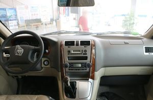 Mini furgonetas usadas Foton más vendidas Foton Van furgoneta para silla de ruedas a la venta - Product Image 4