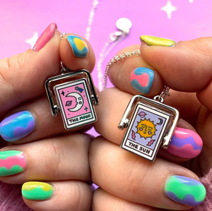 Tarjetas de <span class=keywords><strong>Tarot</strong></span> de acero inoxidable SMing con colgante de collar de aceite de gota de diamante joyería de moda chapada en oro de 18 quilates para mujer - Product Image 3