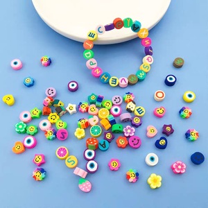 Cuentas de arcilla polimérica, 100 colores aleatorios, forma de corazón redonda para dijes de teléfono, accesorios DIY con caras sonrientes, animales, frutas, flores - Product Image 2