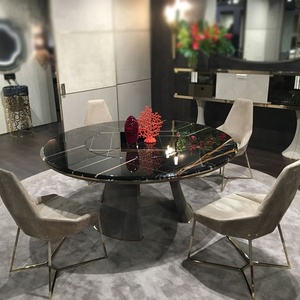Elegante Set da Pranzo per 10 Persone con Robusto Piano in Marmo Artificiale e Dimensioni Regolabili - Product Image 2