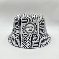 Casquette de performance premium à visière plate structurée, découpée au laser, style Techwear, haute performance, en maille athlétique, pour l'exploration urbaine