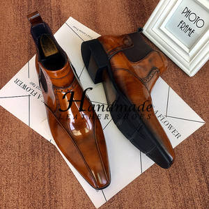 Bottines tendance, bottines Chelsea en cuir véritable avec finition vernie, chaussures en cuir à tige haute, bottines Martin britanniques - Product Image 2