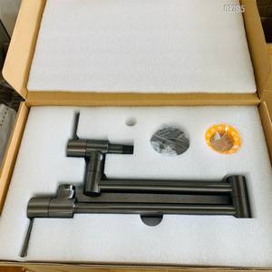 Robinet de cuisine pliant en acier inoxydable à coloration gris pistolet à <span class=keywords><strong>filtre</strong></span> froid unique robinet de cuisine à deux leviers commutable à 180 ° - Product Image 5